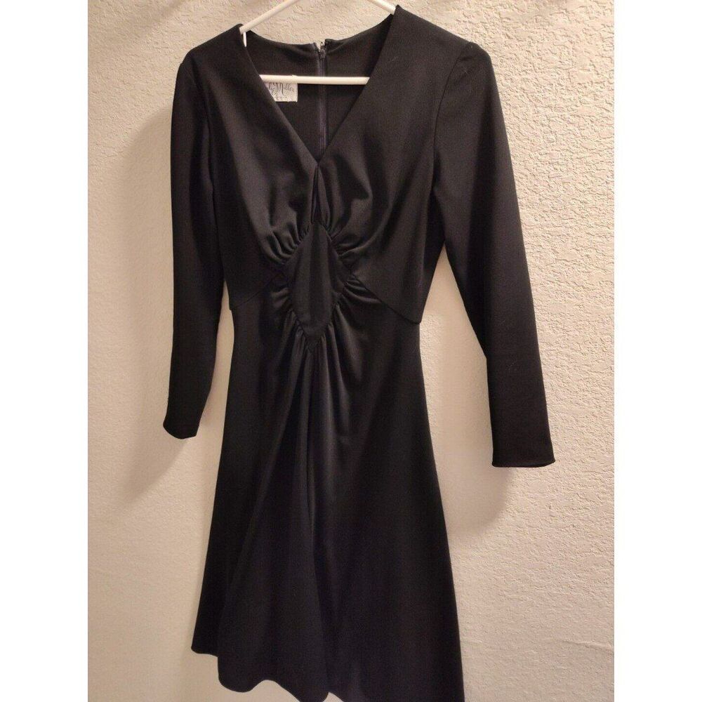 Julie Miller of California Black Long Sleeve Dress Vintage Measurements in Desc